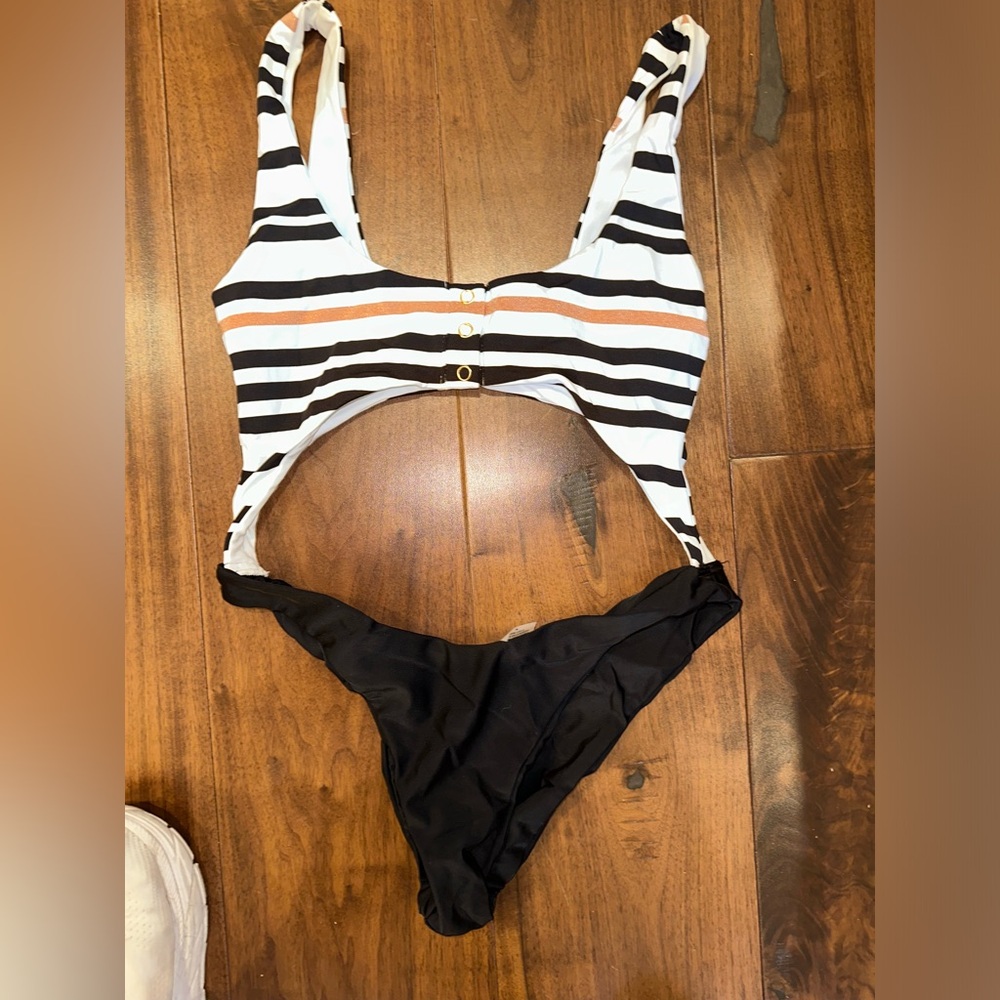 Beach Bunny One Piece swimsuit